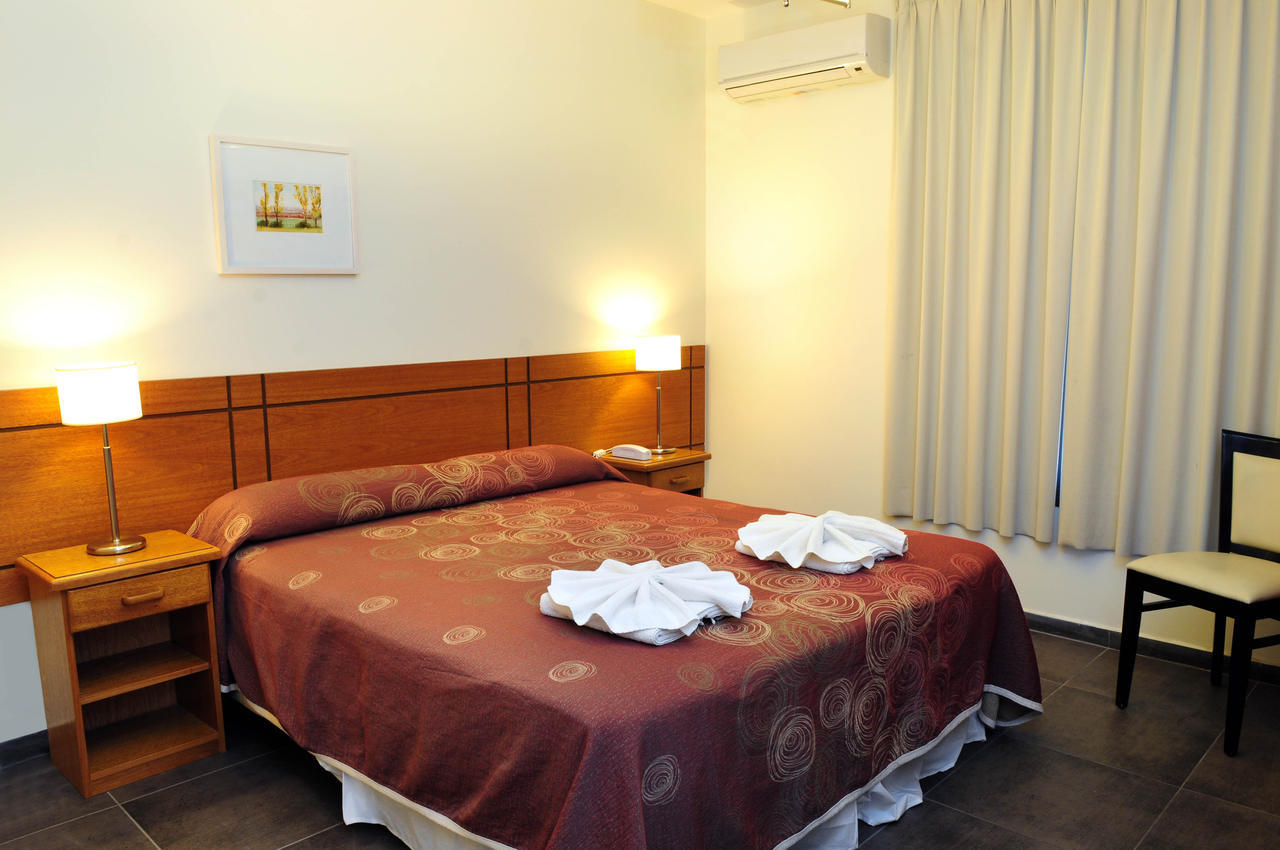 Hotel Ranqueles Villa Carlos Paz Zimmer foto