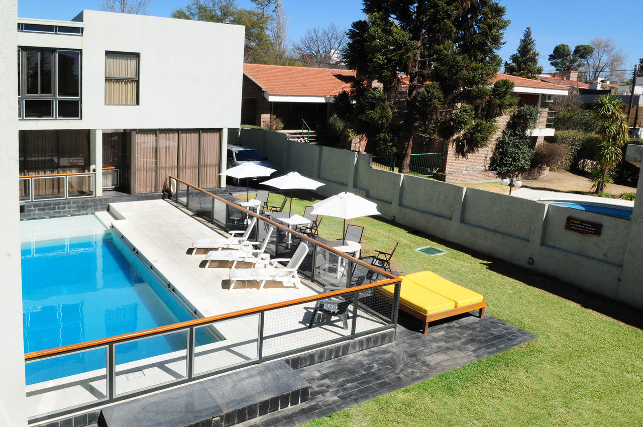 Hotel Ranqueles Villa Carlos Paz Exterior foto